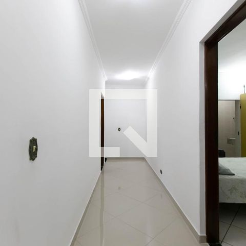 Casa à venda com 128m², 3 quartos e 3 vagasCorredor