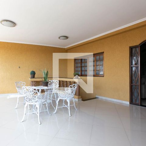 Casa à venda com 128m², 3 quartos e 3 vagasVaranda da Sala