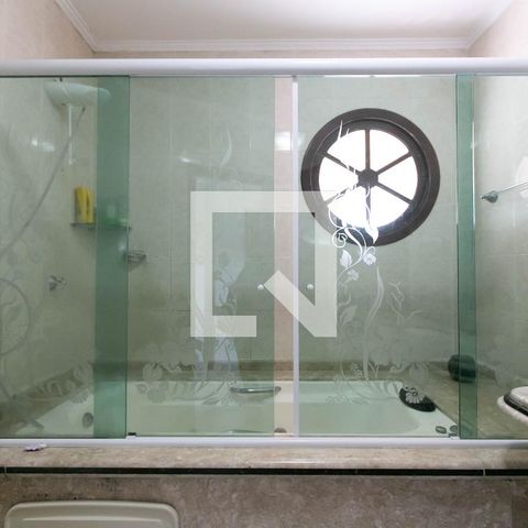 Casa à venda com 128m², 3 quartos e 3 vagasBanheira