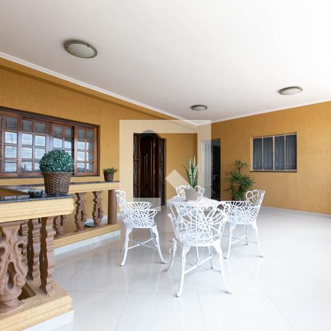 Casa à venda com 128m², 3 quartos e 3 vagasVaranda da Sala