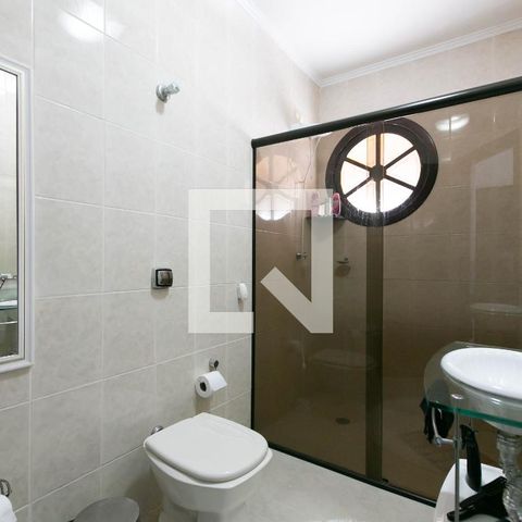 Casa à venda com 128m², 3 quartos e 3 vagasBanheiro - Suite 2