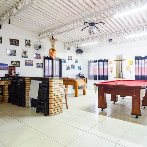 Casa à venda com 187m², 5 quartos e 2 vagasSalão de festas