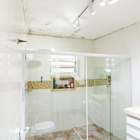 Casa à venda com 187m², 5 quartos e 2 vagasBanheiro da Suíte