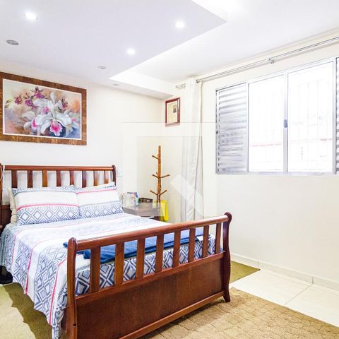 Casa à venda com 187m², 5 quartos e 2 vagasSuíte