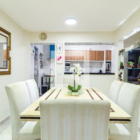 Casa à venda com 187m², 5 quartos e 2 vagasSala