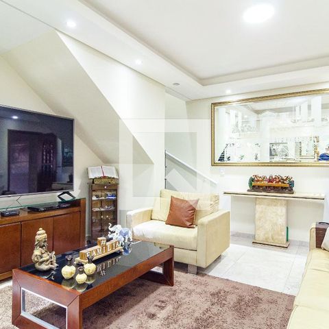 Casa à venda com 187m², 5 quartos e 2 vagasSala