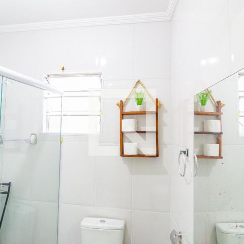 Casa à venda com 187m², 5 quartos e 2 vagasBanheiro do Salão de festas