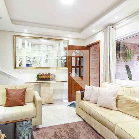 Casa à venda com 187m², 5 quartos e 2 vagasSala
