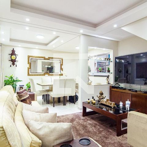 Casa à venda com 187m², 5 quartos e 2 vagasSala