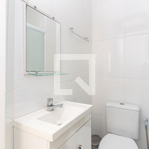 Apartamento para alugar com 120m², 2 quartos e sem vagaBanheiro de Serviço