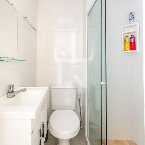 Apartamento para alugar com 120m², 2 quartos e sem vagaBanheiro de Serviço