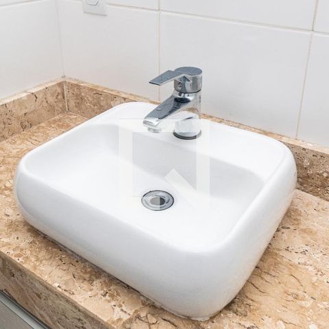Apartamento para alugar com 120m², 2 quartos e sem vagaBanheiro - Pia