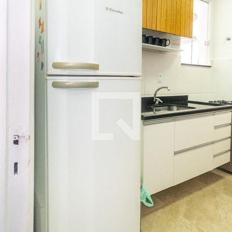 Apartamento para alugar com 120m², 2 quartos e sem vagaCozinha - Geladeira