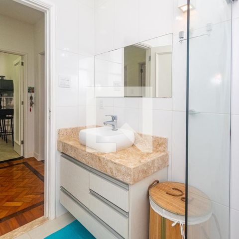 Apartamento para alugar com 120m², 2 quartos e sem vagaBanheiro