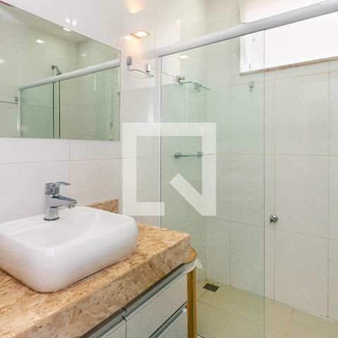 Apartamento para alugar com 120m², 2 quartos e sem vagaBanheiro