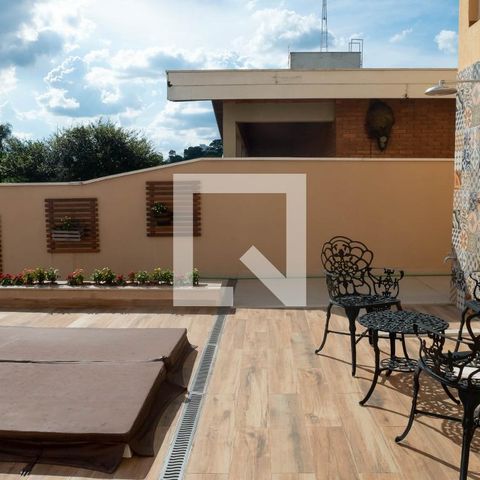 Casa à venda com 268m², 3 quartos e 3 vagasQuintal