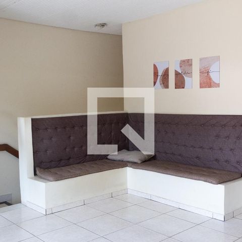 Casa à venda com 224m², 4 quartos e 4 vagasSala de TV