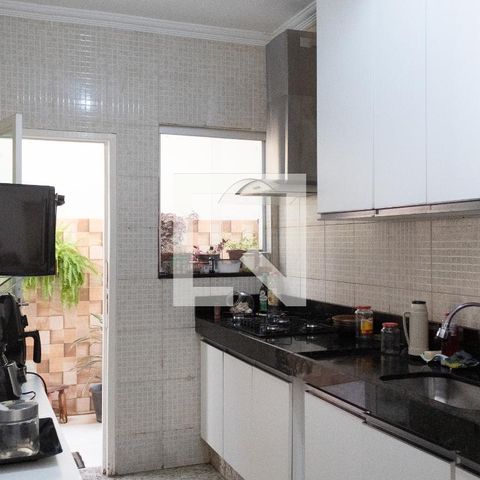 Casa à venda com 224m², 4 quartos e 4 vagasCozinha