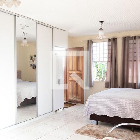 Casa à venda com 224m², 4 quartos e 4 vagasSuíte