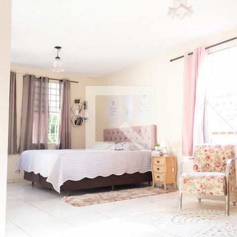 Casa à venda com 224m², 4 quartos e 4 vagasSuíte