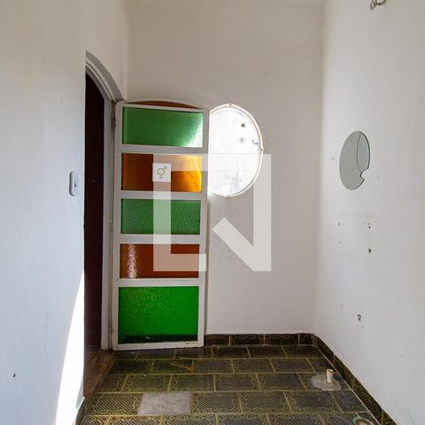 Casa à venda com 180m², 5 quartos e sem vagaBanheiro 1
