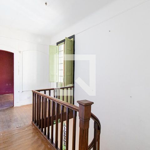 Casa à venda com 180m², 5 quartos e sem vagaSala