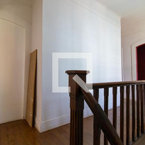 Casa à venda com 180m², 5 quartos e sem vagaSala