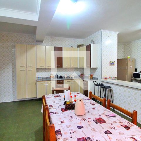 Casa à venda com 148m², 4 quartos e 5 vagasCozinha 1