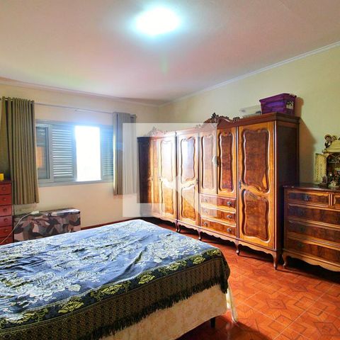 Casa à venda com 148m², 4 quartos e 5 vagasQuarto Suíte