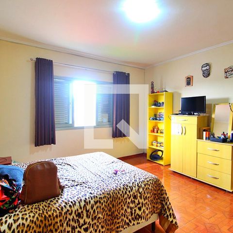 Casa à venda com 148m², 4 quartos e 5 vagasQuarto 2