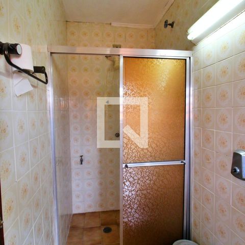 Casa à venda com 148m², 4 quartos e 5 vagasBanheiro 2
