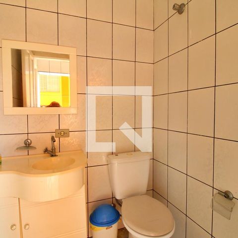 Casa à venda com 148m², 4 quartos e 5 vagasLavabo 2