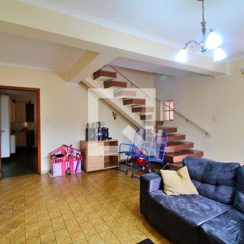 Casa à venda com 148m², 4 quartos e 5 vagasSala 1