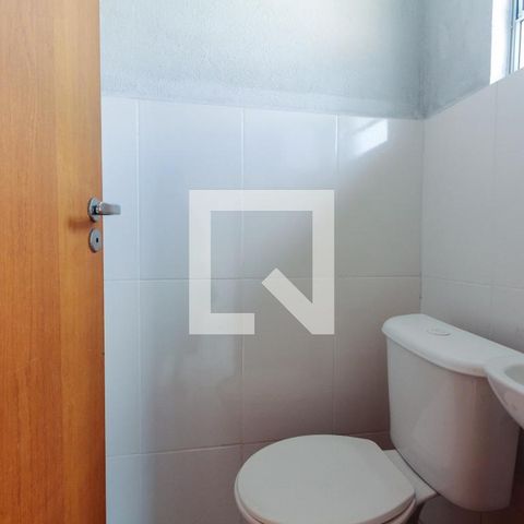 Casa à venda com 200m², 3 quartos e 2 vagas Casa à venda com 200m², 3 quartos e 2 vagasLavabo Salão de festas