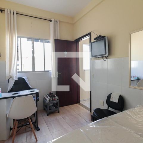 Casa à venda com 200m², 3 quartos e 2 vagas Casa à venda com 200m², 3 quartos e 2 vagasQuarto de serviço