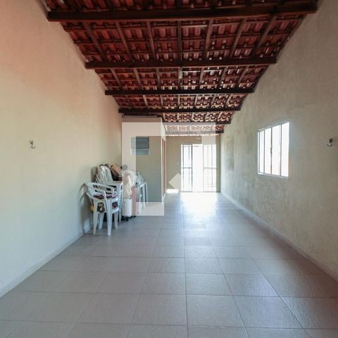 Casa à venda com 200m², 3 quartos e 2 vagas Casa à venda com 200m², 3 quartos e 2 vagasSalão de festas