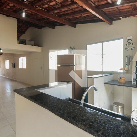 Casa à venda com 200m², 3 quartos e 2 vagas Casa à venda com 200m², 3 quartos e 2 vagasSalão de festas