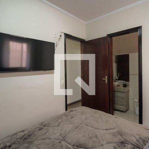 Casa à venda com 200m², 3 quartos e 2 vagas Casa à venda com 200m², 3 quartos e 2 vagasSuíte
