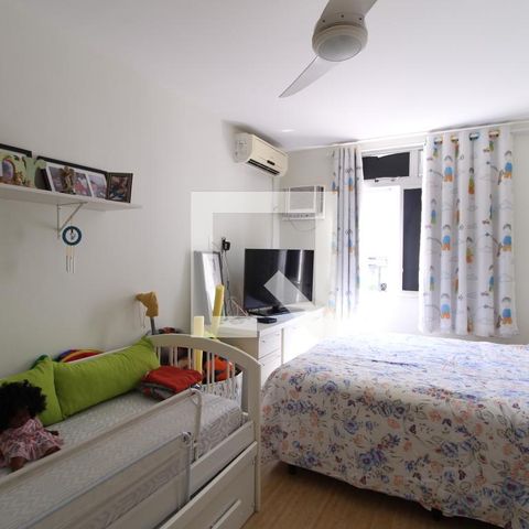 Apartamento à venda com 200m², 3 quartos e 2 vagasSuíte 2