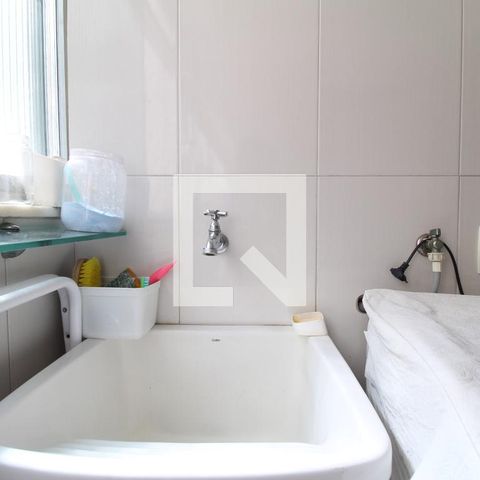 Apartamento à venda com 200m², 3 quartos e 2 vagasÁrea de serviço