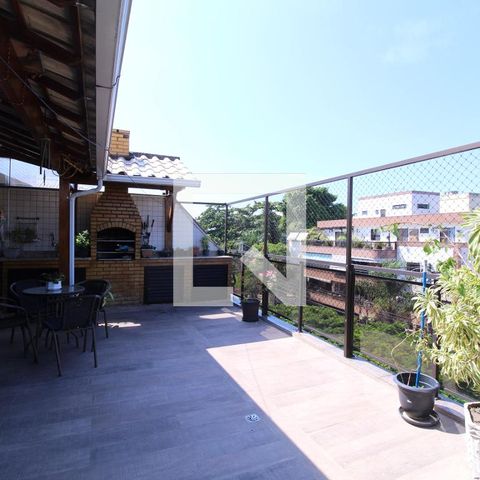 Apartamento à venda com 200m², 3 quartos e 2 vagasVaranda