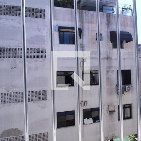 Apartamento à venda com 200m², 3 quartos e 2 vagasVista - Suíte 1