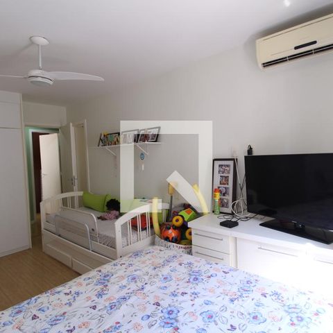 Apartamento à venda com 200m², 3 quartos e 2 vagasSuíte 2