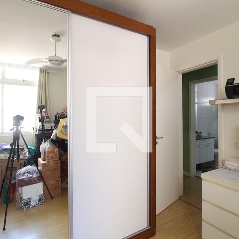 Apartamento à venda com 200m², 3 quartos e 2 vagasQuarto