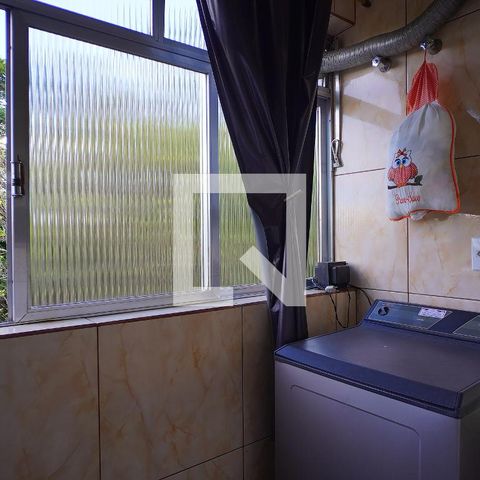 Apartamento à venda com 192m², 4 quartos e 2 vagasArea de serço