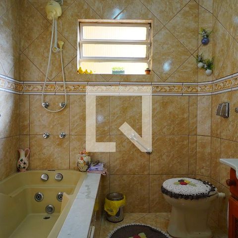 Apartamento à venda com 192m², 4 quartos e 2 vagasBanheiro da Suíte