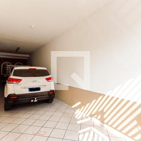 Casa à venda com 380m², 3 quartos e 3 vagas Casa à venda com 380m², 3 quartos e 3 vagasGaragem