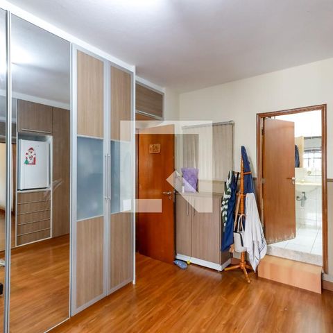 Casa à venda com 380m², 3 quartos e 3 vagas Casa à venda com 380m², 3 quartos e 3 vagasSuíte 2