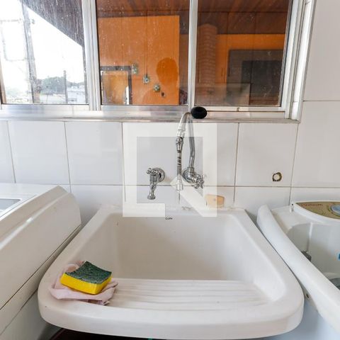 Casa à venda com 380m², 3 quartos e 3 vagas Casa à venda com 380m², 3 quartos e 3 vagasÁrea de Serviço