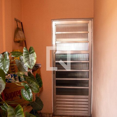 Casa à venda com 230m², 3 quartos e 2 vagasCorredor